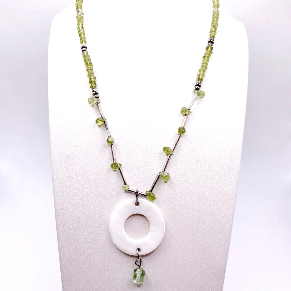 Vintage Sterling Silver and Peridot Brads Necklace 16”